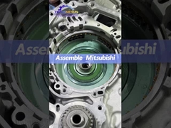 Montar la transmisión automática Mitsubishi