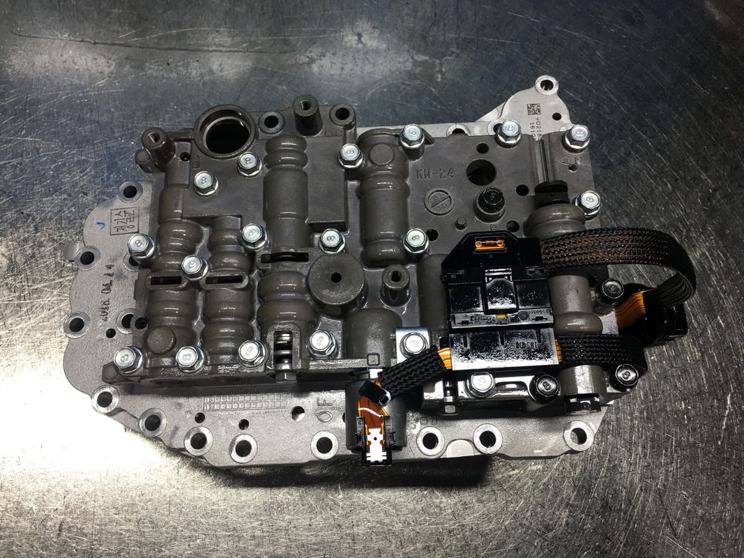 K2500 A4CF1 Cuerpo de válvula de transmisión OEM NO 4621023000 4621023020 para Hyundai Kia Parts