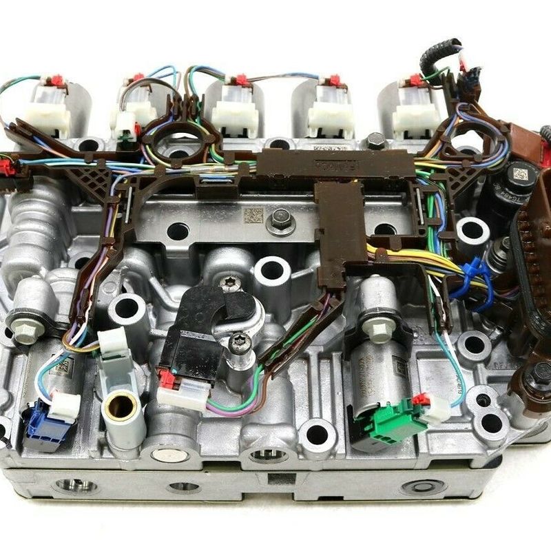 7KG Ford Escape EDGE Transmission Part 8F24 8F35 Conjunto de la carrocería de la válvula con consumo