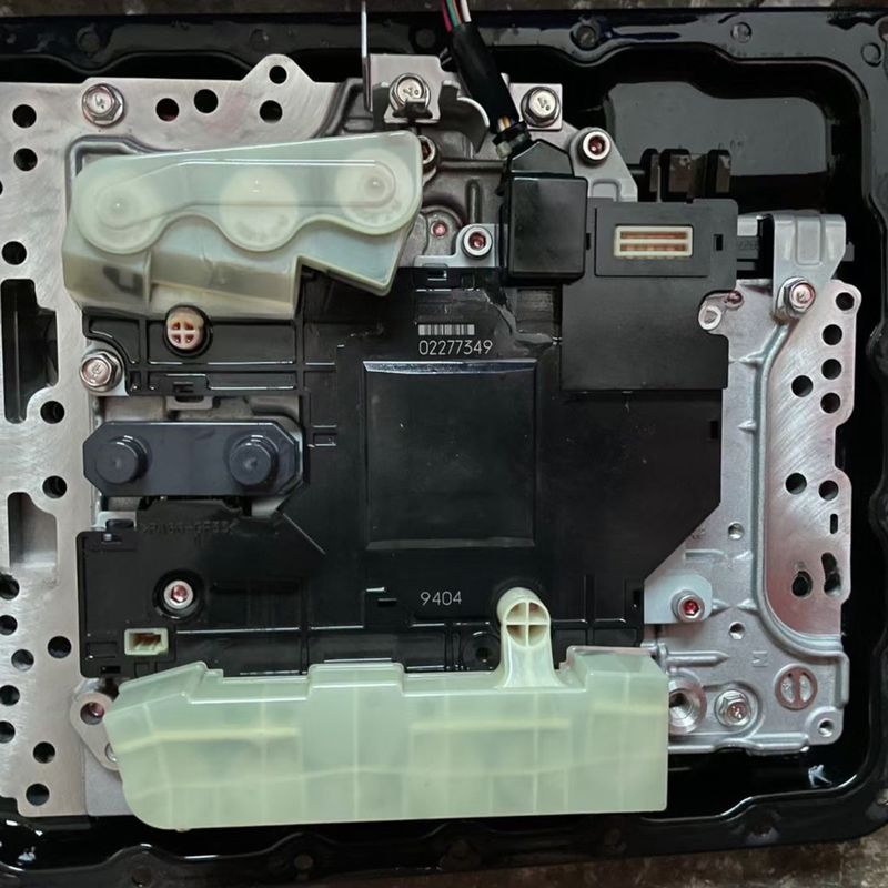 RE7R01A JR710E Cuerpo de válvula de transmisión para Nissan e Infiniti 2023 en tamaño 35X35X25CM