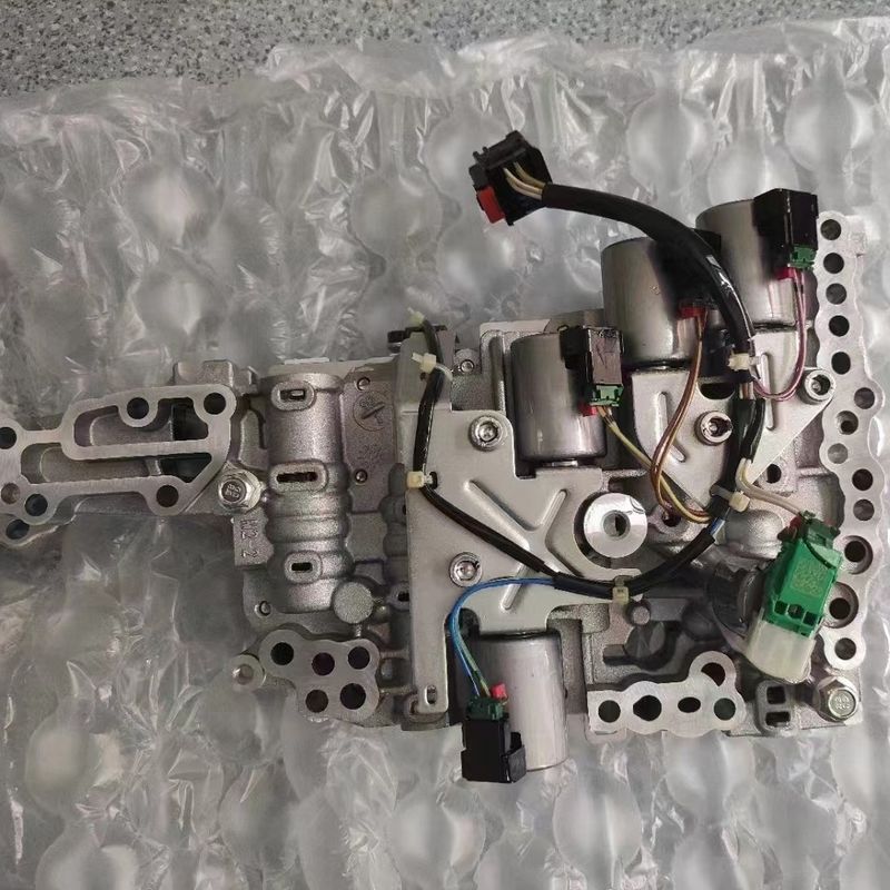 018CHA Ensamblaje del cuerpo de la válvula para Arrizo 3/5/5plus Geely Emgrand Vision X3 BYD Qin
