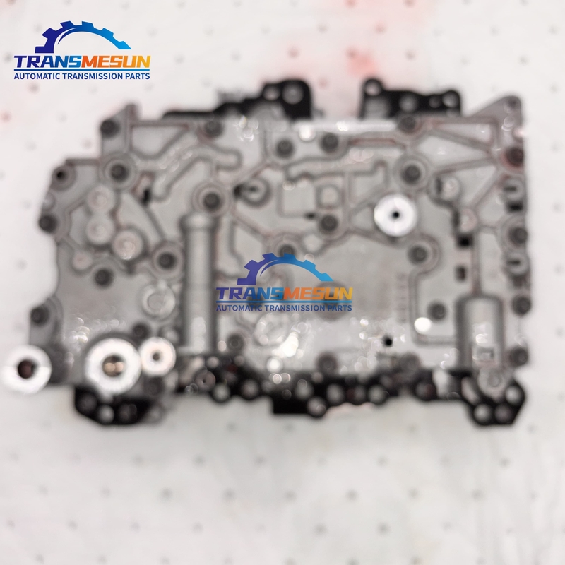 El conjunto de la válvula de la carrocería de la transmisión automática GA8G45AW es aplicable al Mini F54 la versión del sensor de temperatura de aceite dual BMW X1 F48
