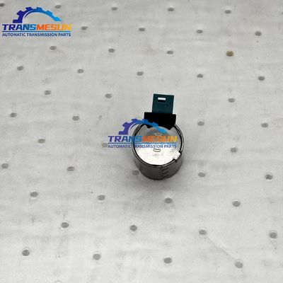 Transmisión automática de doble embrague con válvula de solenoide de interruptor DTF630